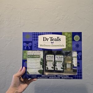 Dr Teal's Sooth & Sleep Bath Gift‎ Set 5 Piece Eucalyptus & Spearmint Epson Salt